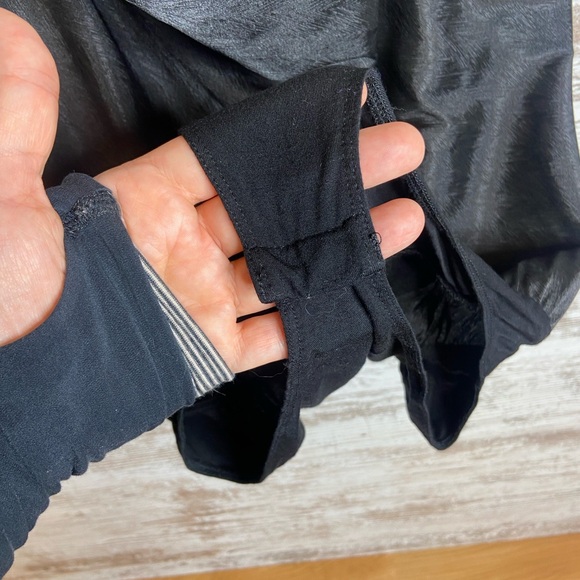 WAYF Sz Small black textured cowl neck bodysuit. EUC - Picture 7 of 7